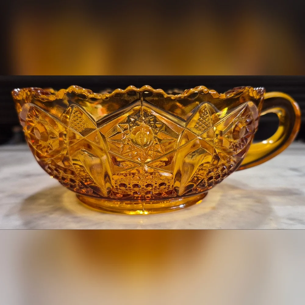 Set Of 2 Amber Carnival Glass Pieces, L.E. Smith Bowl, Indiana Triangle Dish - Picture 3 of 4